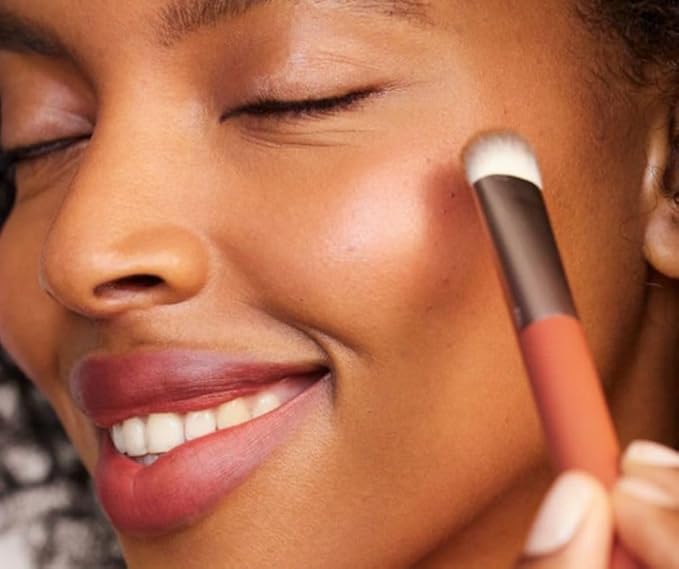 MAKEUP BRUSH Rose Inc Angled Kabuki foundation brush for liquid makeup| Seamless Blending & Control (Concealer Brush)