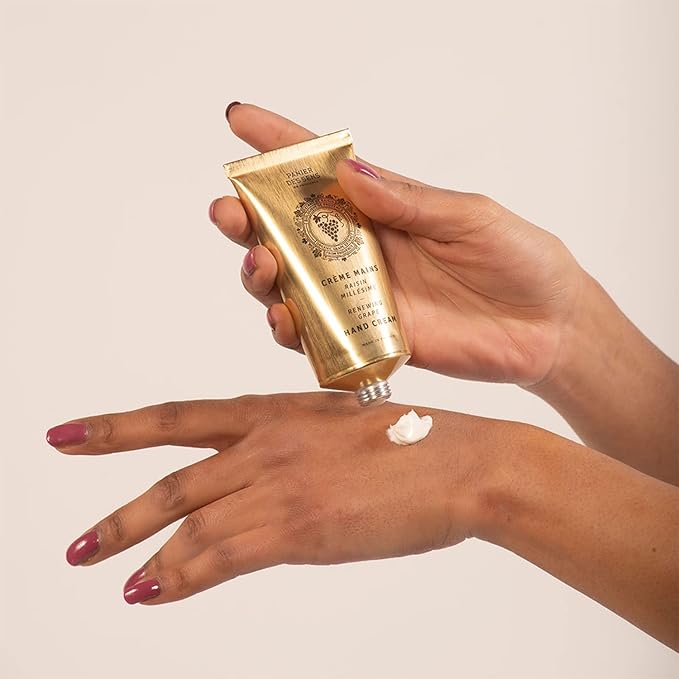 Panier des Sens - Small Hand Cream for Dry Cracked Hands โ Grape Mini Hand Lotion for Dry Skin - With Shea Butter and Grape Seed Oil - Hand Care 97% Natural Ingredients - Travel Size 1 floz