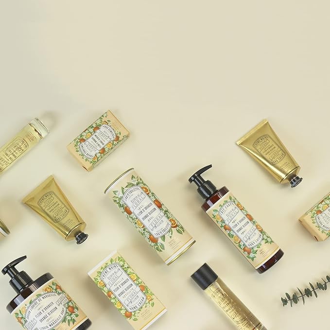 Panier des Sens - Small Hand Cream for Dry Cracked Hands โ Orange Blossom Mini Hand Lotion for Dry Skin - With Sweet Almond and Olive Oil - Hand Care 96% Natural Ingredients - Travel Size 1 floz