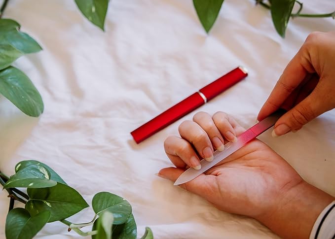 Bona Fide Beauty Czech Glass Nail File for Natural Nails (Black Red), 1Pc Crystal Nail Filer with Case Made in The EU