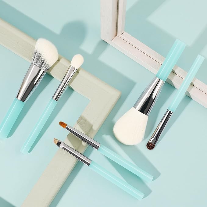 Docolor 6 Pieces Travel Makeup Brush Set, Portable On-The-Go Makeup Brush Set Travel Size Makeup Brushes for Powder Contour Blush Eyeshadow Brow Brush Make Up Brushes with Brush Foldable Holder