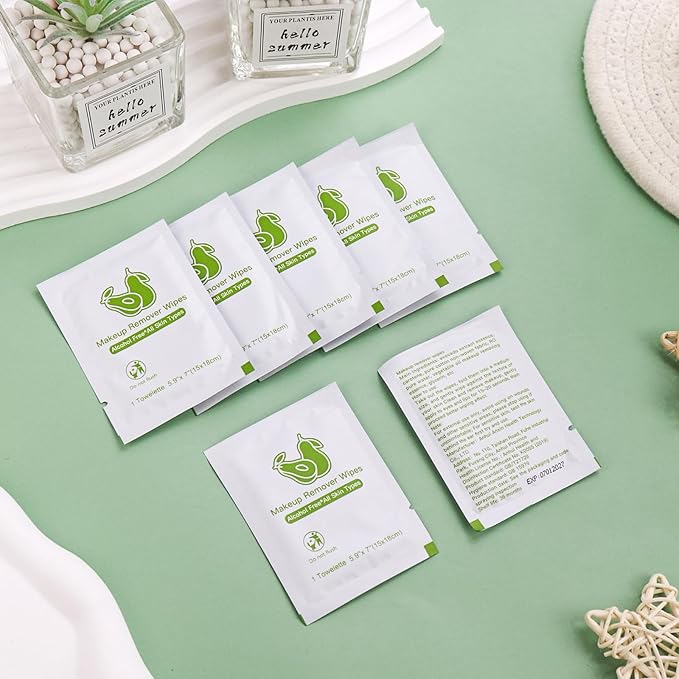Makeup Remover Wipes Bulk Individually Wrapped,Travel Makeup Wipes Individual Makeup Remover Wipes Bulk Gentle Cleansing Makeup Remover Wipes for Face Cleansing Mascara Lipstick Travel Hotel 100