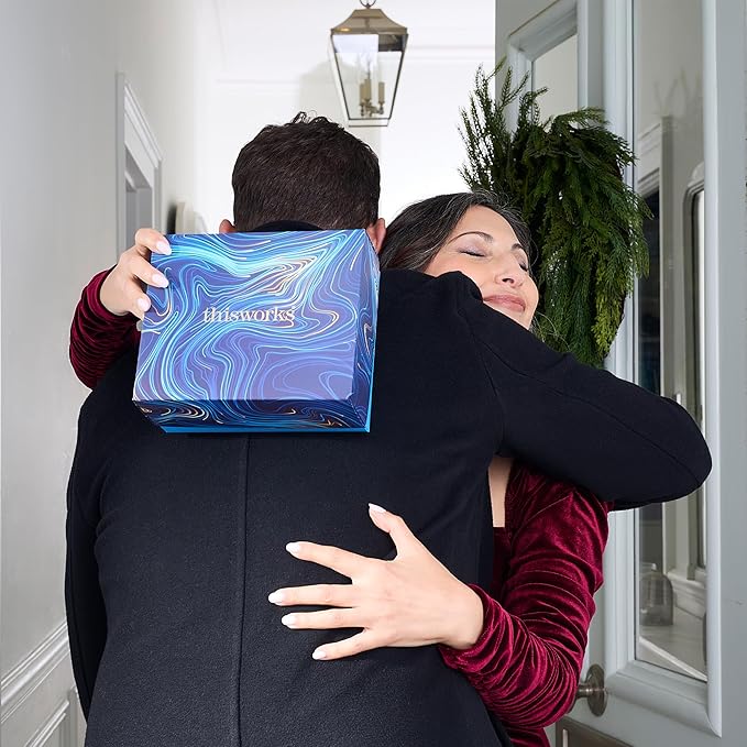 This Works Dream to Sleep Kit – Deep Sleep Pillow Spray 75ml, Shower Gel 100ml & Body Cocoon 100ml – Science-Backed Bedtime Ritual with Lavender, Chamomile & Vetivert