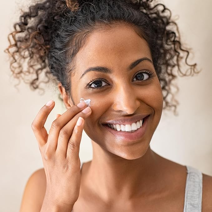 Belli Skincare Healthy Glow Facial Hydrator and Moisturizer, Vitamin C Face Cream for Oily, Dry, Sensitive Skin - Pregnancy Safe, Non Toxic, 1.5 Fl Oz (Pack of 1)