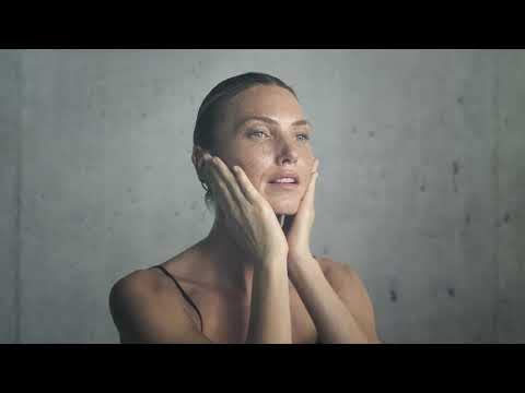 Blue Lagoon - Algae Bioactive Concentrate Face Oil | Sustainable, Bioactive Icelandic Skincare (1 fl oz | 30 ml)