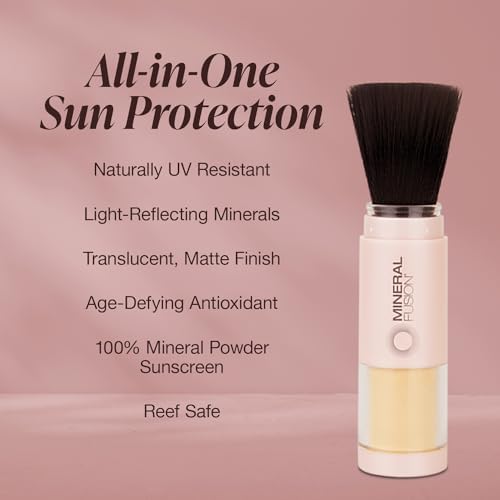 Mineral Fusion Brush-On Powder Sunscreen for Face SPF 30 | Transluscent Natural Daily Sun Care with UVA UVB Protection | Hypoallergenic, Non-Toxic | TSA & Travel Friendly