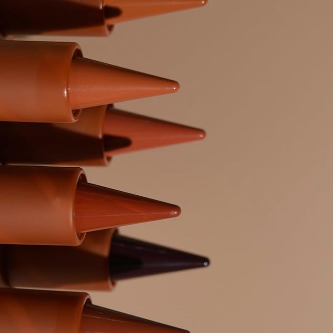 2-in-1 Gradient Lip Liner and Lipstick Lip Combo Set - Achieve Flawless Contour and Gradual Ombre Effect with Easy-to-Use Crayon Form and Cone Tip - Non-Smudging, Long-Lasting (01# Milk Tea, 1)