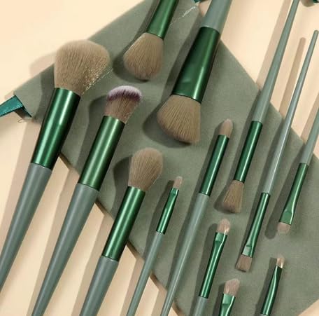 Professional 13-Piece Makeup Brush Set, Mint Green Portable Brushes with Storage Bag, Super Soft Synthetic Bristles for Travel Friendly Application