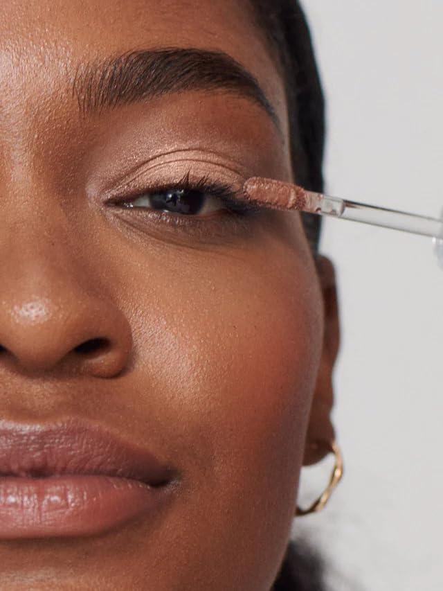 ILIA - Chromatic Liquid Powder Eye Tint | Cream-to-Powder Eyeshadow, Smudge-Resistant, Quick-Dry, Weightless, Water-Based | Non-Toxic, Vegan, Cruelty-Free, Clean Makeup (Fresco, 0.12 fl oz | 3.5 ml)