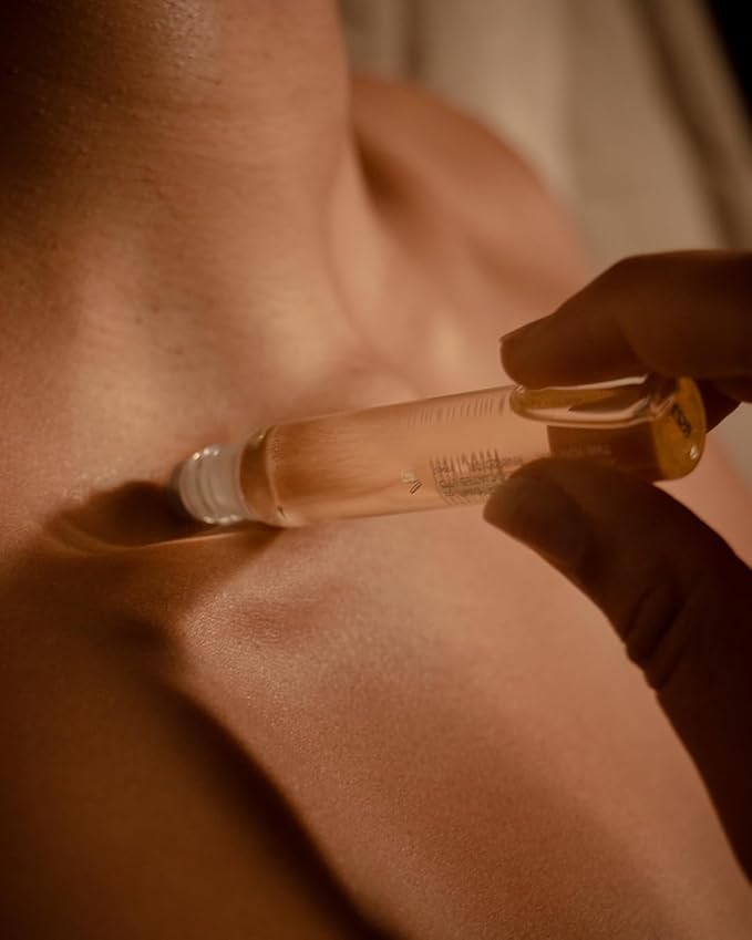 Aromatherapy Associates De-Stress Mind Rollerball. Premium Blend of Frankincense and Chamomile Essential Oils to Clear and Calm your Mind on the Go (0.34 fl oz)