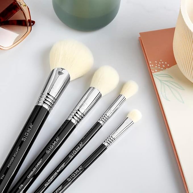 Sigma Beauty F76 Chiseled Cheek™ Brush