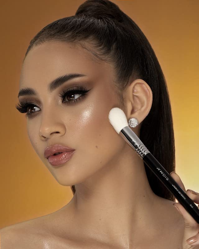Sigma Beauty F76 Chiseled Cheek™ Brush