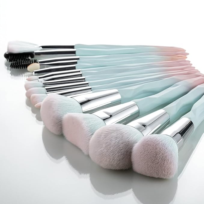 111 Pink Blue Gradient Makeup Brushes and Makeup Sponges Set 18Pcs/Set ，Soft Synthetic Fiber Makeup Brush Set，Suitable for Beginners/Makeup Artists, Valentine's Day, Christmas gifts