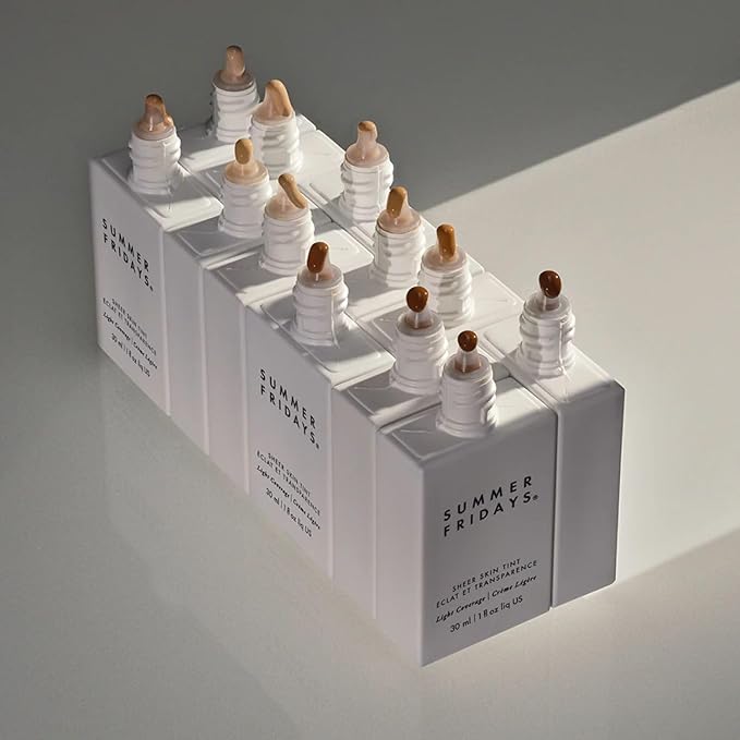 Summer Fridays Sheer Skin Tint - Tinted Moisturizer with Hyaluronic Acid - Helps Diminish Uneven Skin Tone - Sheer to Light Coverage - Shade 2.5 - Light with Cool Peach Undertones (1 Fl Oz)