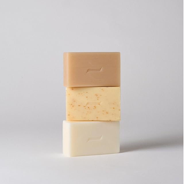 Caswell-Massey Heritage Body Scrub Castile Bar Soap for Men & Women, Exfoliating Natural Soap Bar for All Skin Types, Made with Essential Oils & Plant-Based Formula for Face & Body, 6.4 oz