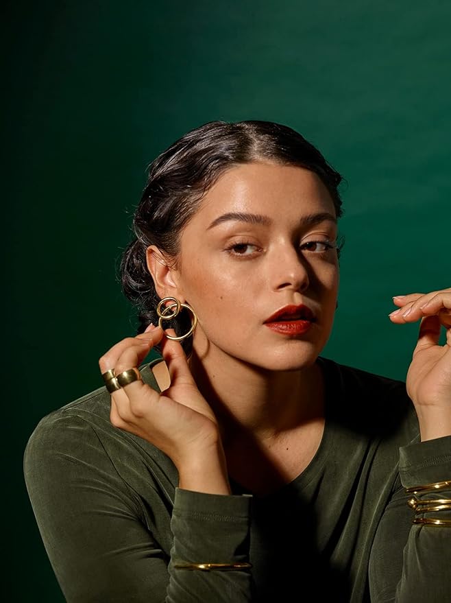 LXMI 33 Face Oil – Moisturizing, Protecting, and Glow-Giving Clean Skincare | Cruelty-Free, Vegan, Plant-Based | Social Impact and Ethically Sourced to Protect Amazonas Rainforest