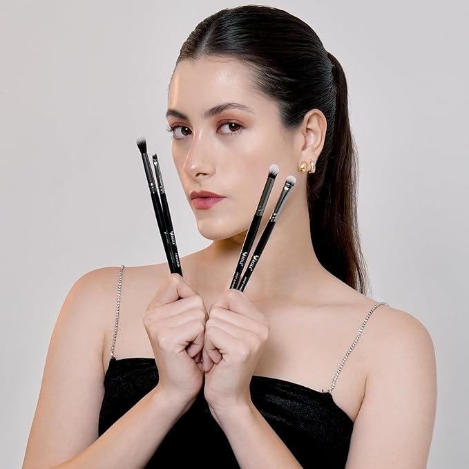 BEILI Makeup Brushes 40Pcs Professional Makeup Brush Set Premium Synthetic Kabuki Foundation Blending Face Powder Blush Concealers Eye Shadows Make Up Brushes Kit