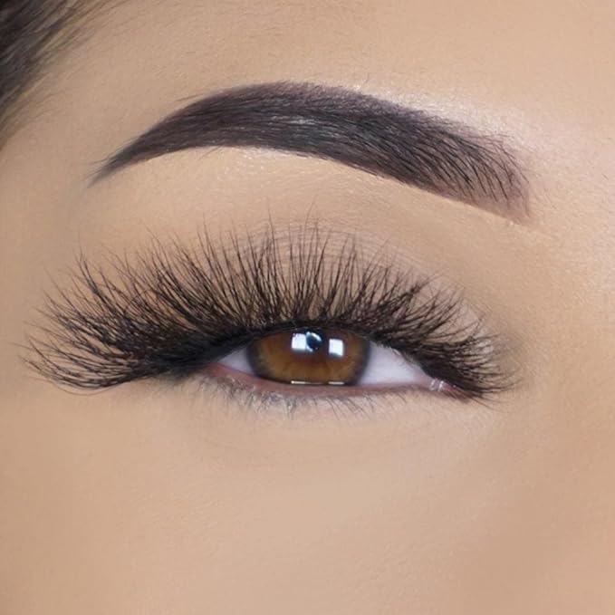 Lilly Lashes Sydney 3D Mink Lashes, Mink Eyelashes, The Original Lilly Lash For Wispy & Natural Look, Reusable Eyelashes up to 25x, Fluffy Lashes, Strip Lashes, Lash Glue not Included