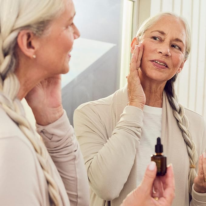 Boom Gold ™ Lightweight & Luxurious Facial Oil with Organic Ingredients for a Softer, Smoother, More Luminous Skin, with Kukui Nut & Frankincense Oil, Boom Beauty by Cindy Joseph (0.5 Oz)