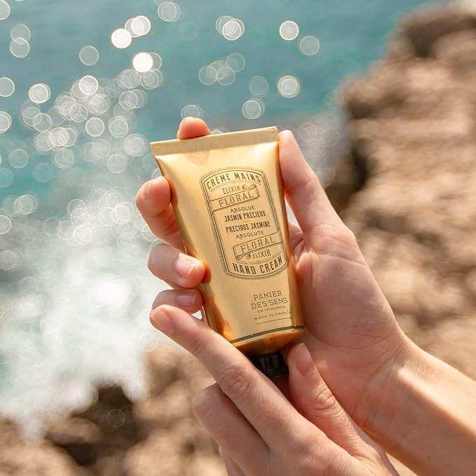 Panier des Sens - Hand Cream for Dry Cracked Hands - Jasmine Hand Lotion with Olive & Almond Oil - Vitamin E Skin Moisturizer with 97% Natural Ingredients - Made in France, 2.5 fl oz