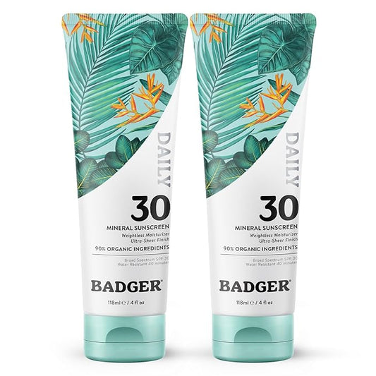 Badger Mineral Daily Sunscreen with Zinc Oxide, SPF 30, Lightweight & Easy to Apply w/No White Cast, Moisturizing Organic Sunscreen, Reef Safe, Vegan, Unscented, 4 fl oz, 2-Pack
