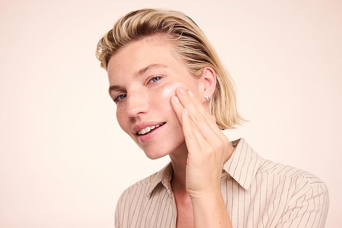 lavera Basis Sensitive Moisturizing Cream – Organic & Vegan Face Moisturizer with Aloe Vera & Shea Butter - Natural Skin Care for All Skin Types - 1.69 Fl Oz