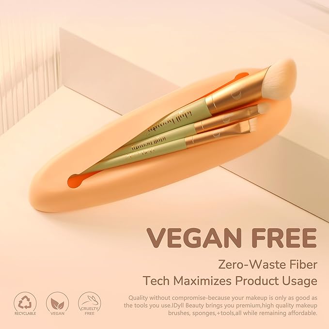 Travel Makeup Brush Set 4 Pcs, Silicon Portable Cosmetic Brush with Pouch, Beginner Friendly, for Foundation Blending Concealers Face Eyeliner Blush Makeup Brushes Kit