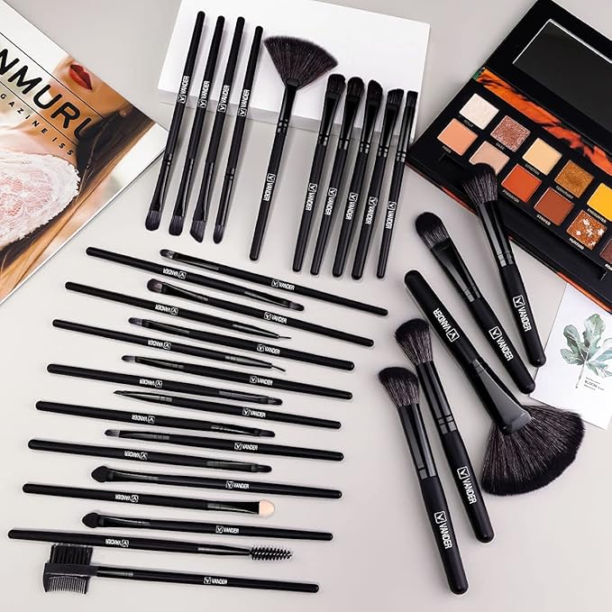 Make up Brushes, VANDER Professional 32pcs Makeup Brush Set, Makeup Brushes Set Foundation Blending Cosmetic Brush Set Kit,Black