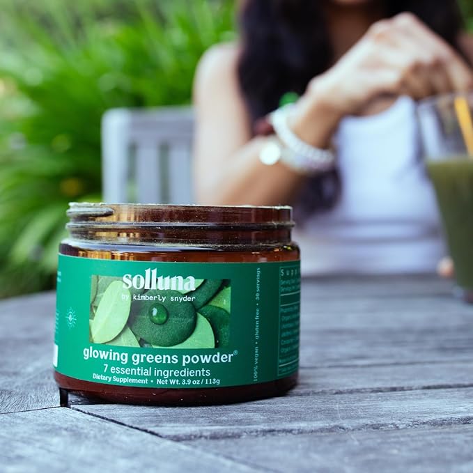Solluna by Kimberly Snyder Greens Superfood Powder with Spirulina, Cordyceps, Chlorella, Moringa, Ashitaba, Amalaki, Monk Fruit — Vitamins & Minerals for Energy & Mood (30 Serv) Vegan & Non-GMO