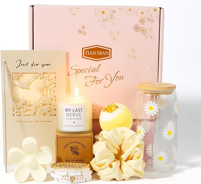 Gifts for Teen Girls, Sister, Girlfriend, Daughter, Her, Happy Birthday, Christmas, Valentine's Day, Ideas Cute Daisy Aesthetic Glass Cups Gifts