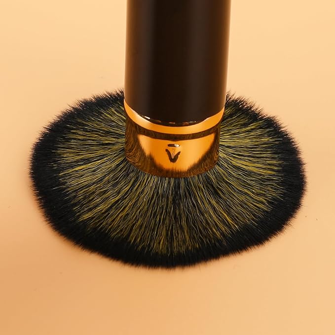 Retractable Blusher Brush with Cover, 2 Pack Travel Kabuki Bronzer Makeup Brush Liquid Cream Foundation Powder Brush Extensible Face Blender Brush Professional Concealer Brush for Women (Gold & Black)