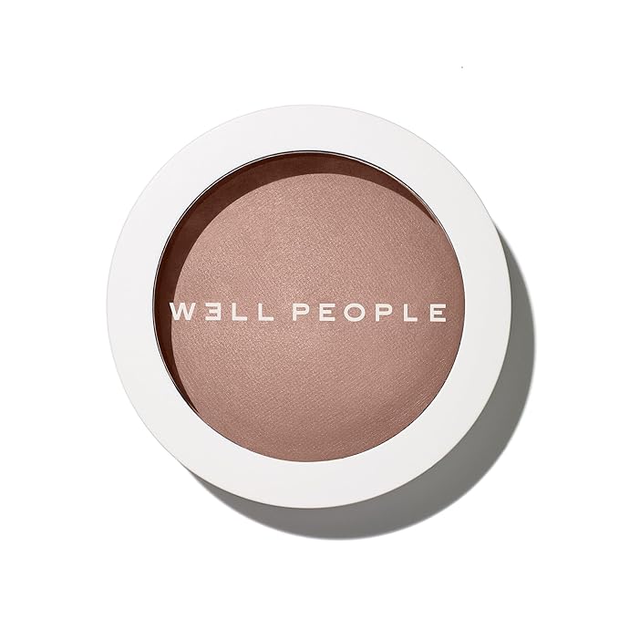 Well People Superpowder Bronzing Powder, Hydrating Baked Bronzing Powder For A Natural Glow, Semi-matte Finish, Vegan & Cruelty-free, Golden Hour