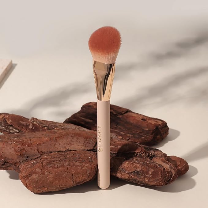 Liquid Blush Brush Angled for Cheek Makeup,Cream Foundation Contour Bronzer highlight Blending, Angled Face Makeup Tool (Multitask Face Brush)