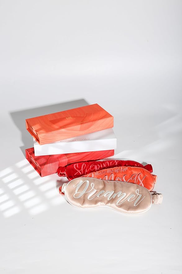 Super Soft Eye Masks with Adjustable Strap Bedroom Décor 22-Momme Mulberry Silk Sleep Mask Ultra Comfort Deep Relaxation Ideal Present for Her Holiday Present for Christmas