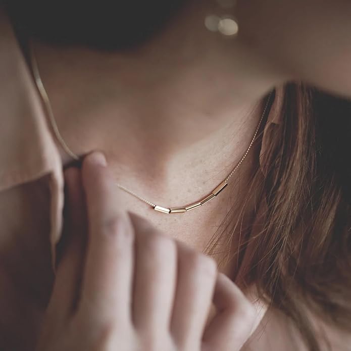 Dainty Gold Heart Necklace for Women - 14K Gold/Silver Plated Cute Heart Handmade Disc Circle Bee Choker Adjustable Necklace for Women Trendy Jewelry