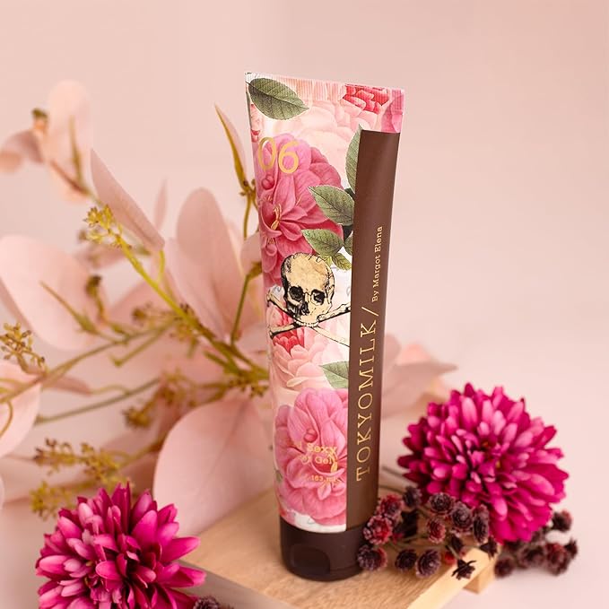 Margot Elena Fall Discovery Box, Bath and Beauty Gift Set for Women, Self Care Kit, Women’s Fragrances, Pampering Luxury Spa Body Care Package, and Essentials