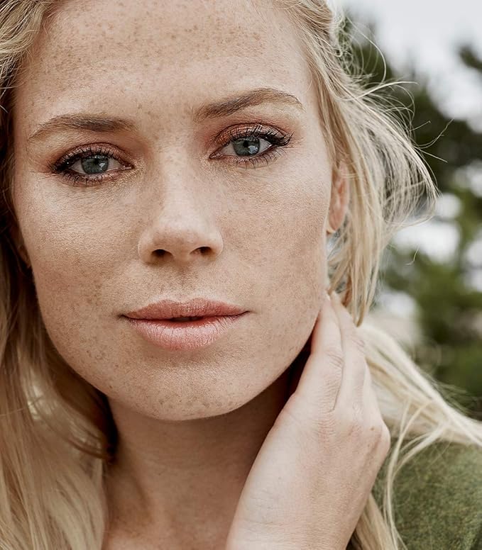 MÁDARA Organic Skincare | Deep Moisture Fluid - 50ml, Ultra-light texture, 24-hour hydration, Balancing, Dermatologically tested, Ecocert certified, Recyclable packaging.