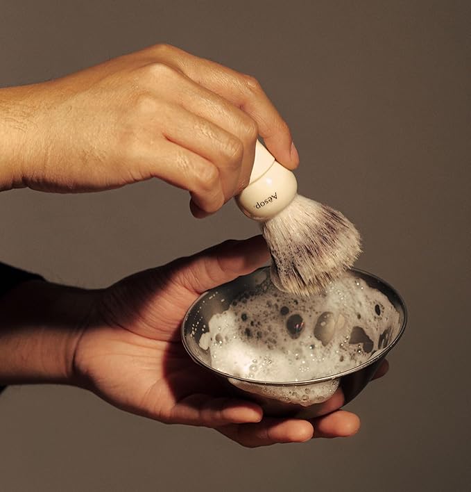 Aesop Moroccan Neroli Shaving Serum | Razor Bump Treatment | Calms and Softens Skin | Maximum Slip For Razor-Close Shave | 60 mL / 2 oz