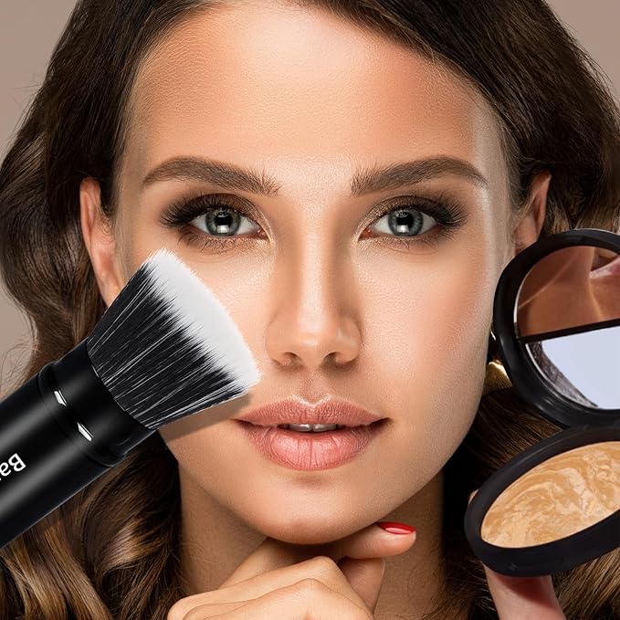 Foundation Makeup Brush Flat Top Kabuki Face Blush Liquid Powder Foundation Brush Retractable Travel Brush for Blending Liquid, Cream or Flawless Powder Cosmetics
