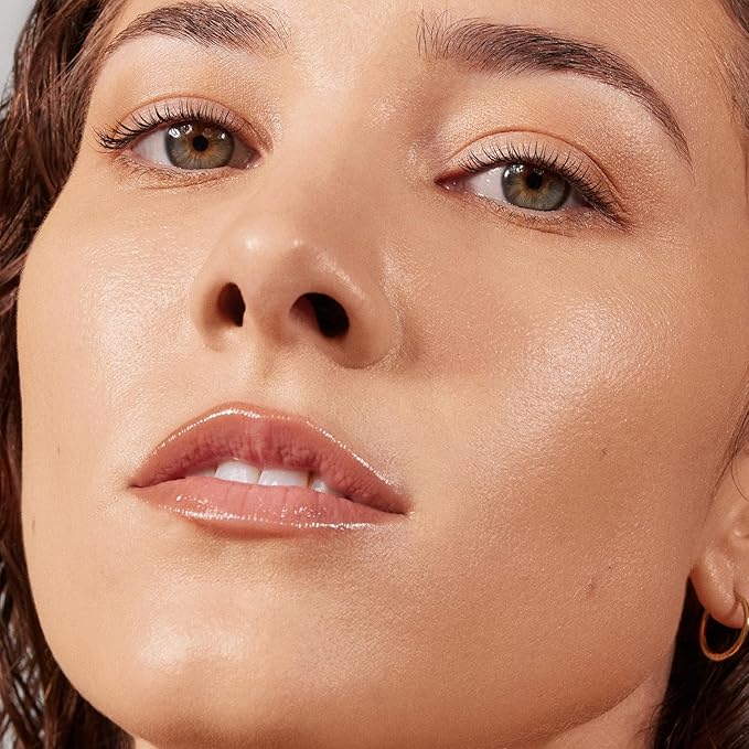 Morphe Lightform Dewy Foundation - Extended Hydration Foundation Makeup with a Lasting, Natural Radiant Finish - Long-Wearing Formula with Buildable, Medium Coverage - Light 06C (1.01 fl oz)