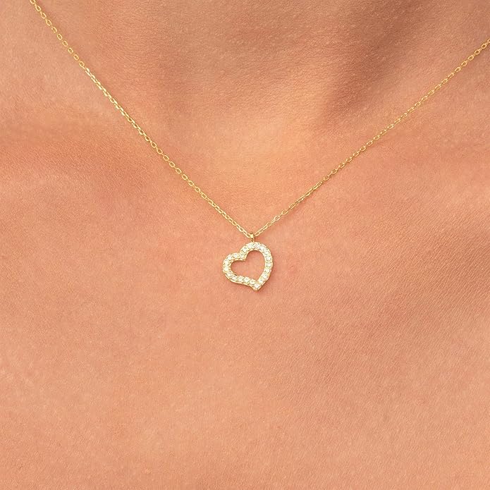 Dainty Gold Heart Necklace for Women - 14K Gold/Silver Plated Cute Heart Handmade Disc Circle Bee Choker Adjustable Necklace for Women Trendy Jewelry