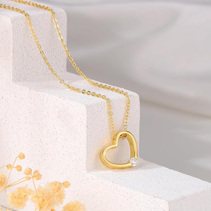 Dainty Gold Heart Necklace for Women - 14K Gold/Silver Plated Cute Heart Handmade Disc Circle Bee Choker Adjustable Necklace for Women Trendy Jewelry