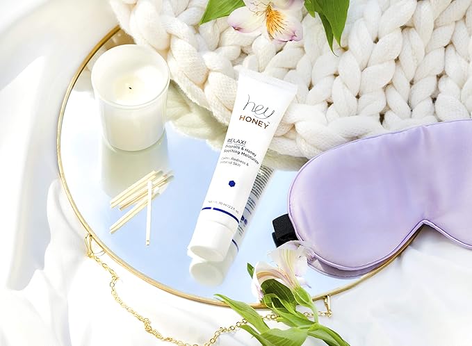 Hey Honey Skincare Relax - Rosacea Relief Cream for Sensitive Skin | Calming Face Moisturizer for Facial Redness & Irritation | Dermatologist Tested, Oil-Free with Honey & Propolis | 2.2 Oz