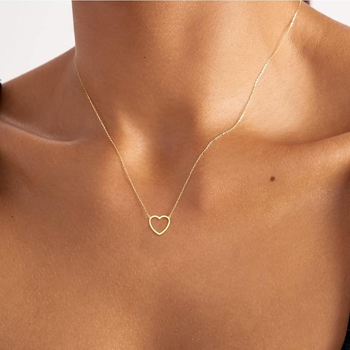 Dainty Gold Heart Necklace for Women - 14K Gold/Silver Plated Cute Heart Handmade Disc Circle Bee Choker Adjustable Necklace for Women Trendy Jewelry