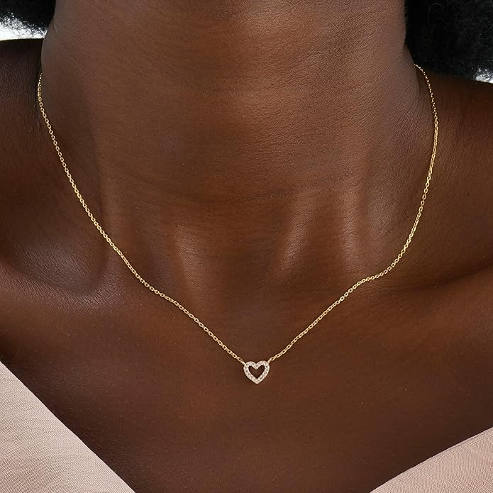 Dainty Gold Heart Necklace for Women - 14K Gold/Silver Plated Cute Heart Handmade Disc Circle Bee Choker Adjustable Necklace for Women Trendy Jewelry
