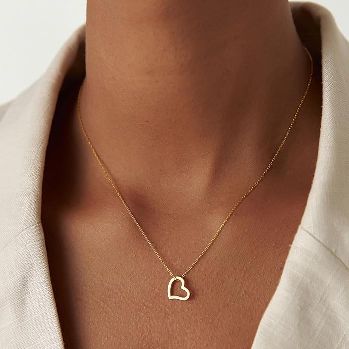 Dainty Gold Heart Necklace for Women - 14K Gold/Silver Plated Cute Heart Handmade Disc Circle Bee Choker Adjustable Necklace for Women Trendy Jewelry