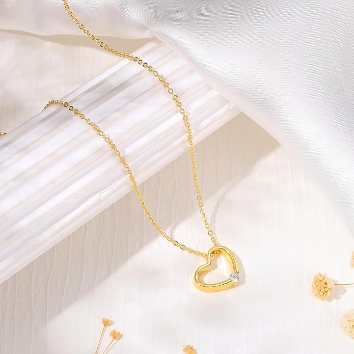 Dainty Gold Heart Necklace for Women - 14K Gold/Silver Plated Cute Heart Handmade Disc Circle Bee Choker Adjustable Necklace for Women Trendy Jewelry