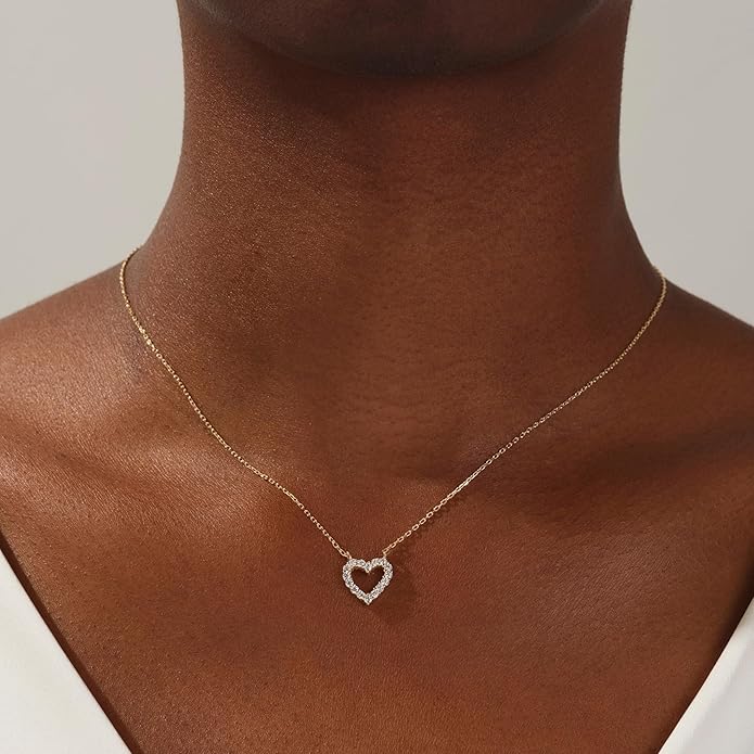 Dainty Gold Heart Necklace for Women - 14K Gold/Silver Plated Cute Heart Handmade Disc Circle Bee Choker Adjustable Necklace for Women Trendy Jewelry