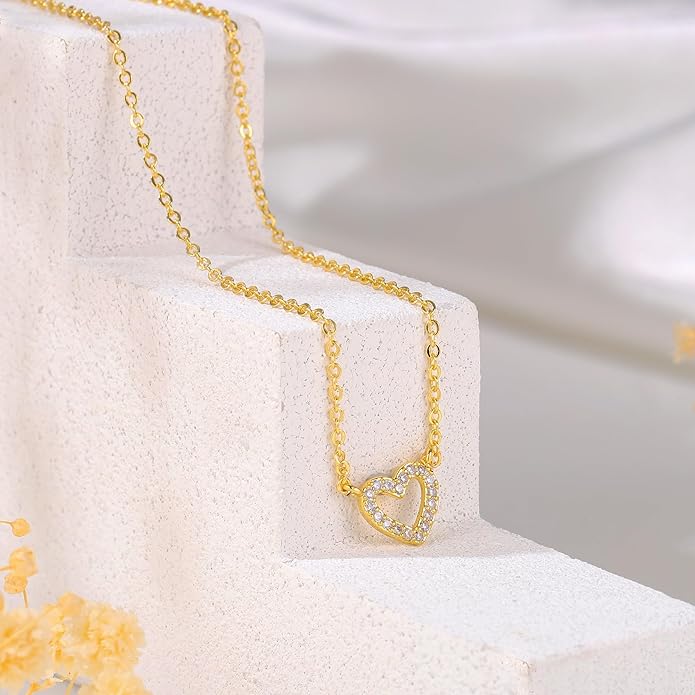 Dainty Gold Heart Necklace for Women - 14K Gold/Silver Plated Cute Heart Handmade Disc Circle Bee Choker Adjustable Necklace for Women Trendy Jewelry