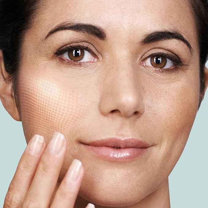 Liz Earle Cleanse & Polish Hot Cloth Face Wash - Gentle Facial Cleanser & Exfoliating Cotton Cloth - Boosts Hydration and Reveals Instant Radiance (100ml)